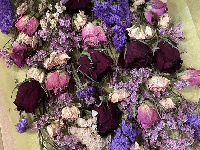 �G�߂ɍ��킹�ĉԍނ���ׂ��Ă��܂���_aroma&color New me