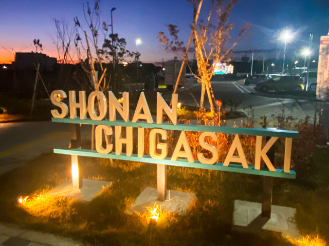 ���̉w�Ó삿������_�I�����A������A�[�g�N���t�g