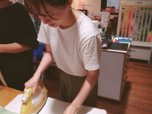 �R���~�V���V���ٓX