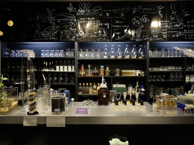 �T�C�G���X�o�[ �C���L���x�[�^ science bar INCUBATOR �l�J�̎ʐ^1