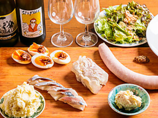 �g���W���[���o�[�u�b�N�J�t�F TREASURE RIVER book cafe�̎ʐ^1