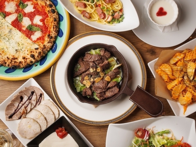 �Ηq�s�U�̃C�^���A�� �s�U�R�]�E Pizza Cozou�̎ʐ^1