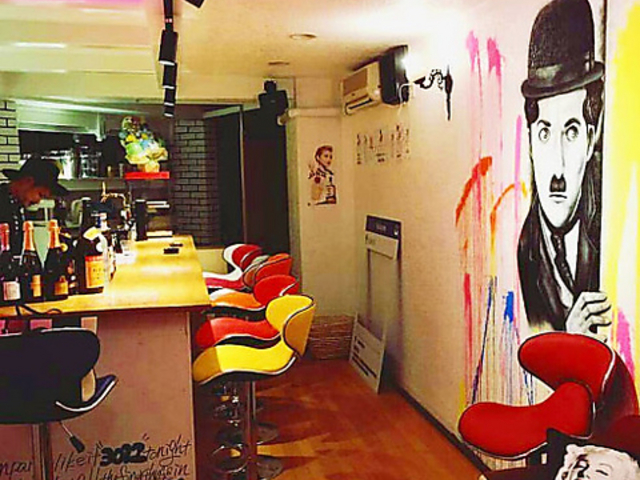 FreestyleDINING&BAR CHAPLIN �`���b�v�����̎ʐ^1