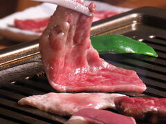 焼肉ホルモン ニクマル 金沢久安の写真1