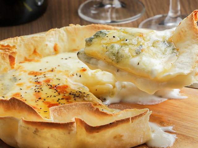 �`�[�Y�Ɛ��͂��݂� BeNe �A�X�i�����R�̎ʐ^1