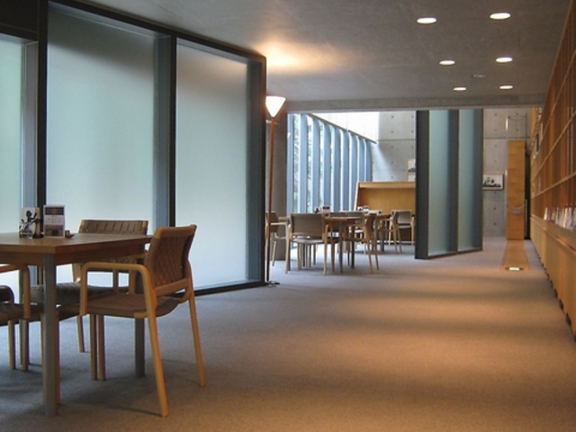 nӏ~ꕶw iR[i[̎ʐ^1