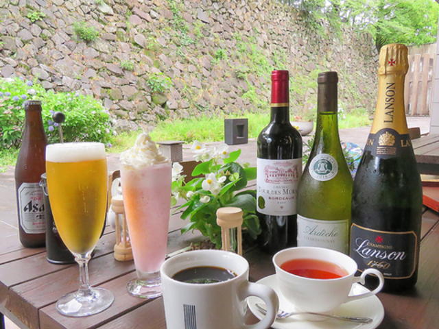 �Ò��J�t�F�̎ʐ^1