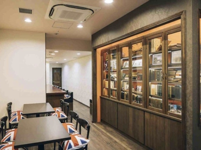 DINING PUB pق̎ʐ^1