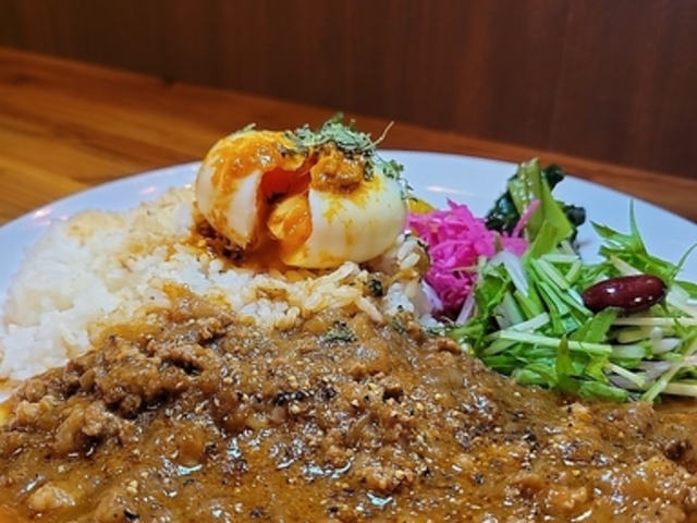 Yellow Choice spice curry̎ʐ^1