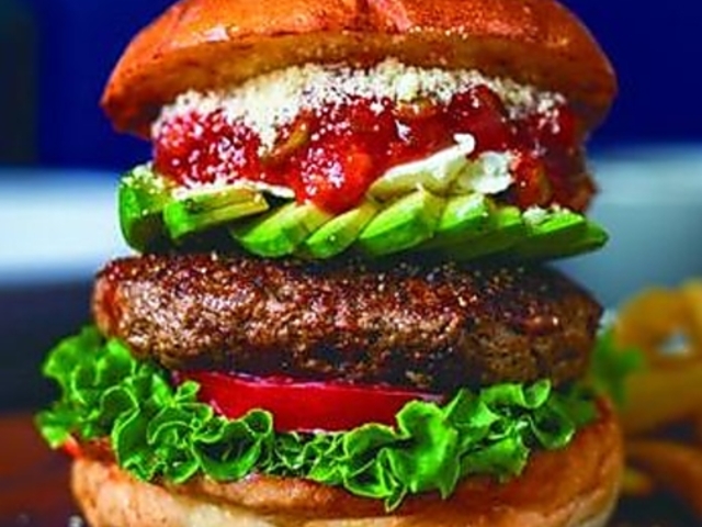 CIRCUS by Burger's Base�̎ʐ^1