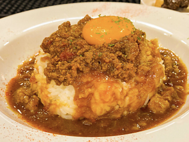 aDining C fu-mi̎ʐ^1