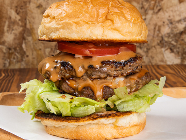 Monkey Burger �����L�[�o�[�K�[�̎ʐ^1