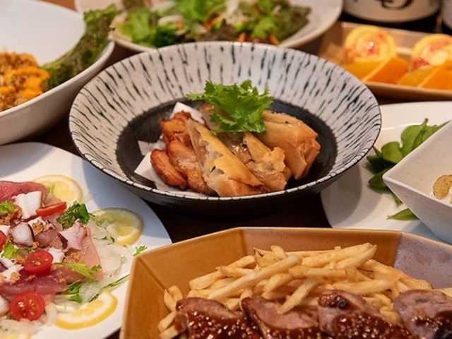 �_�C�j���O��܂Ƃ̎ʐ^1