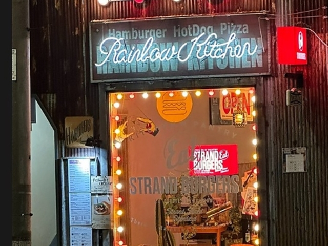 STRAND BURGERS�̎ʐ^1