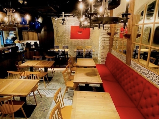 CAFE QUARTIER LATIN \Q̎ʐ^1