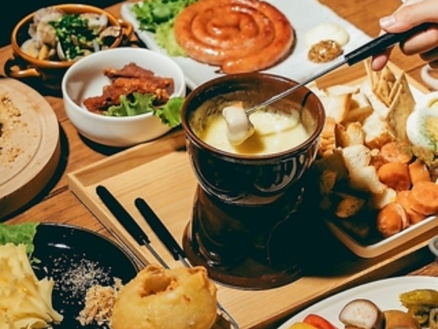 SUNDOG DINING ThbO _CjO̎ʐ^1