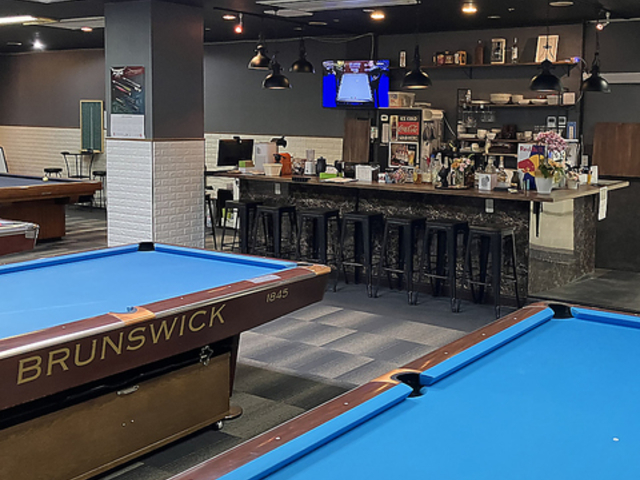 Billiards Cafe RandE �r�����[�Y�J�t�F�A�[���A���h�C�[�̎ʐ^1
