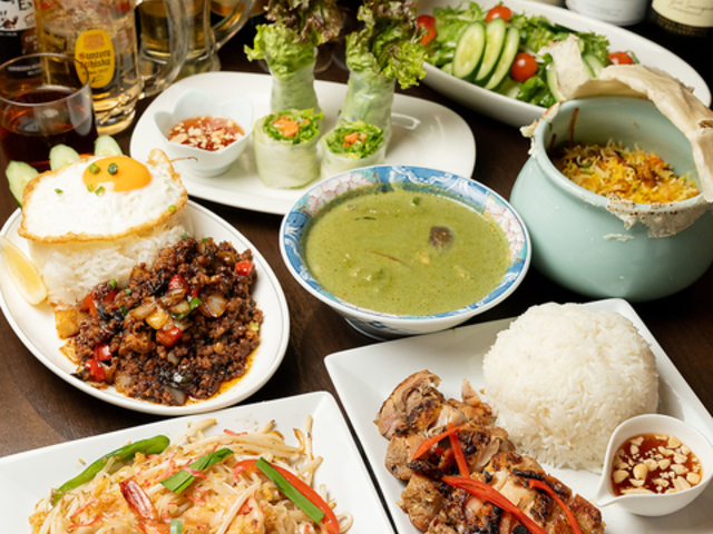 ASIAN KITCHEN �A�W�A���L�b�`�� ���˂̎ʐ^1
