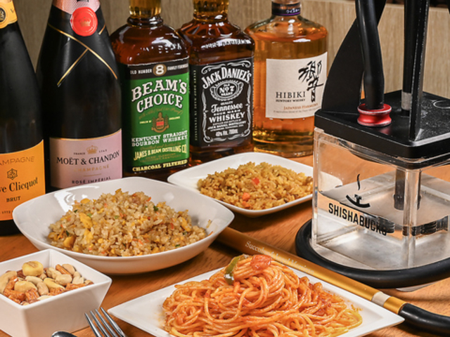 CHOICE POKER & SHISHA BAR �`���C�X�|�[�J�[�A���h�V�[�V���o�[�̎ʐ^1