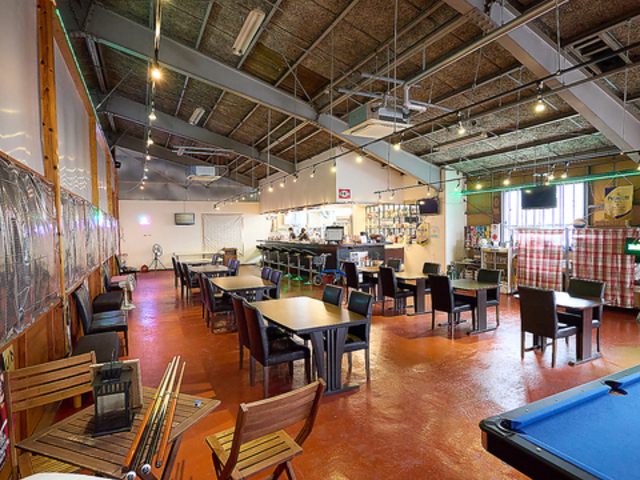 cafe bar C&C garage �V�A���h�V�[�K���[�W�̎ʐ^1