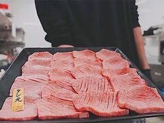 ホルモン人 安里店の写真1