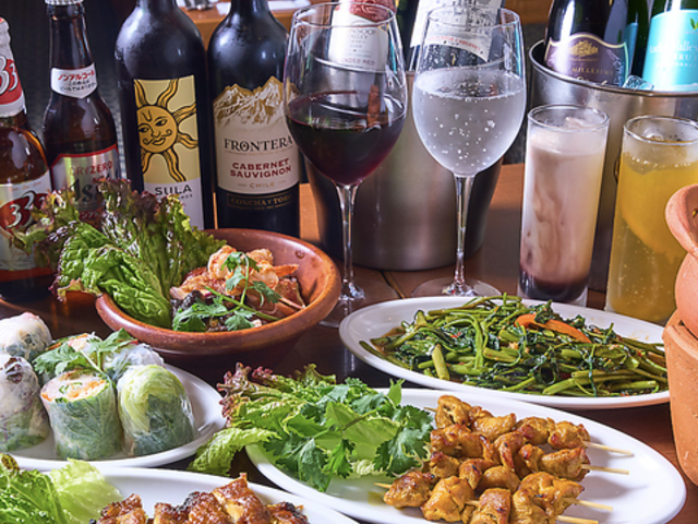 ASIAN DINING The Herb �U�n�[�u ���ǂ��w�O�X�̎ʐ^1