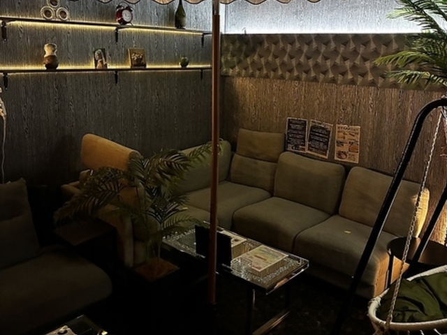 �_�C�j���O�o�[R  �F������s�̎ʐ^1