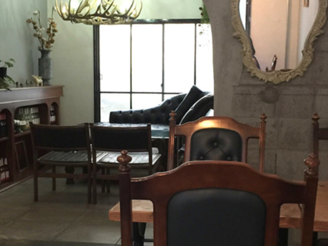 ����SALON �L���J���T�����̎ʐ^1