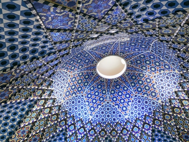 「世界のタイル博物館」イスラームのタイル張りドーム天井_INAXライブミュージアム