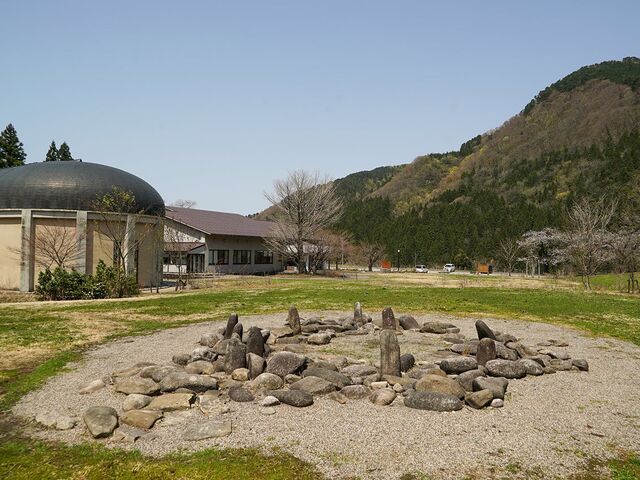 �ꕶ�̗��E�����@���O�ʗ��j�𗬊�