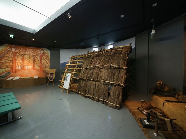 �ꕶ�̗��E�����@���O�ʗ��j�𗬊�