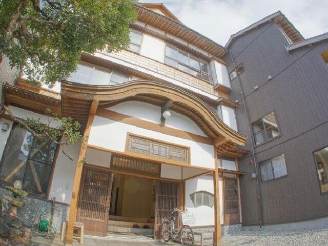 ���B���[���فi����ό��𗬃Z���^�[�j