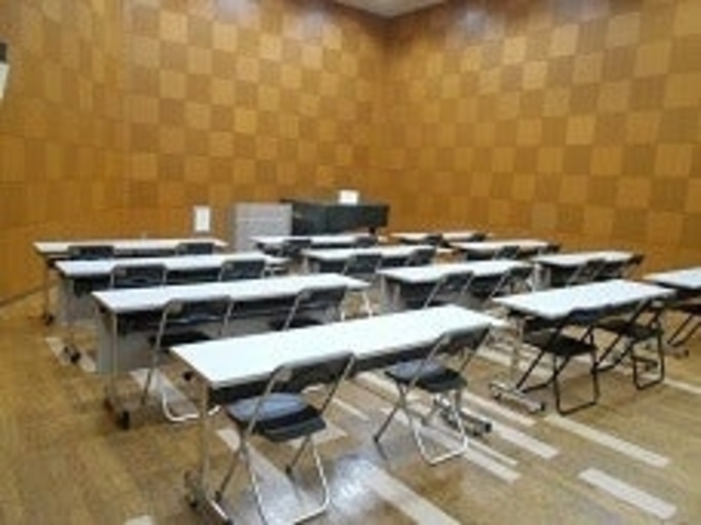 ��c���i���K��3�j_���Ӑ��������v���U