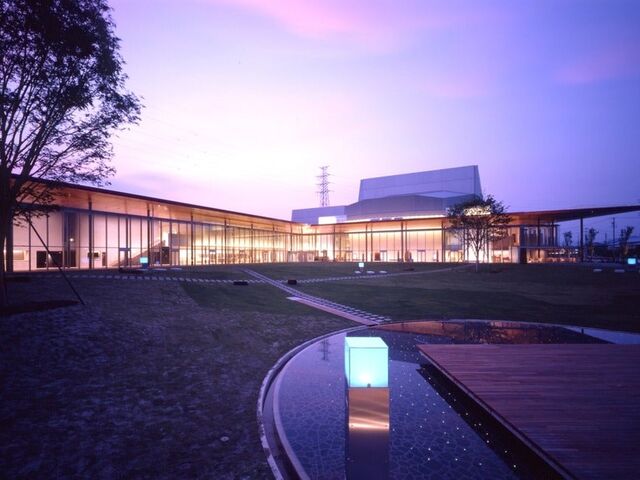 �O��_���s�����n���Z���^�[ �A�[��