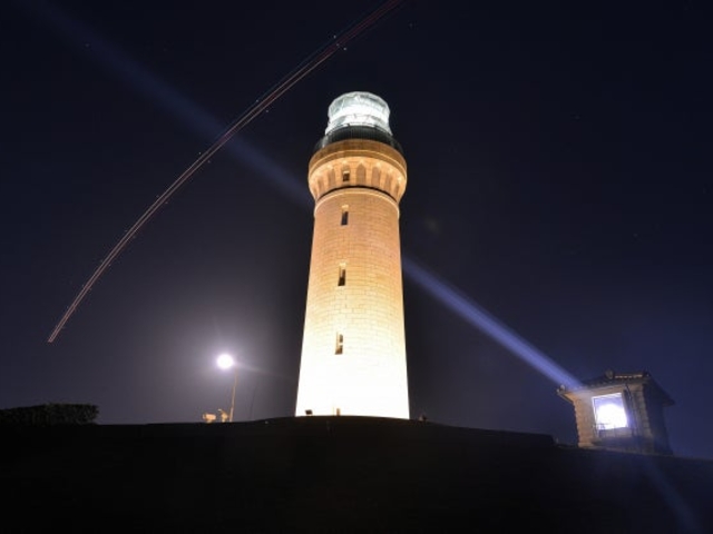 �p������^�p���������