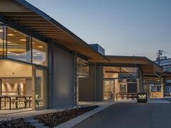 �n��𗬎{�݁i�����Ă炷���j�̎ʐ^1