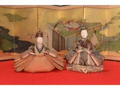 �t�̊��W�u�ЂȐl�`�̐��E�v�̎ʐ^1