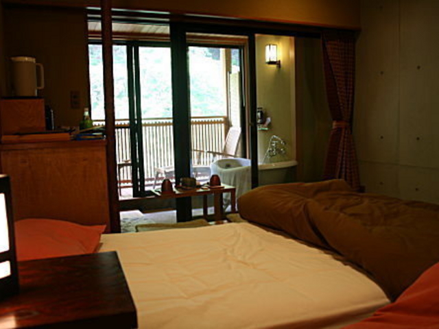 �����Y����