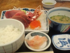 �n���q�[����݂̉͊̎s�@������ւ̓��e�ʐ^1