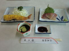 �܂�͖{�ق̎ʐ^3