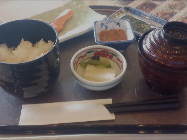 ���E���h��ɂ͒��H�����������܂��B
_�M�O�J���g���[�N���u