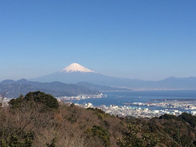 名勝日本平から霊峰富士を眺める_日本平ロープウェイ