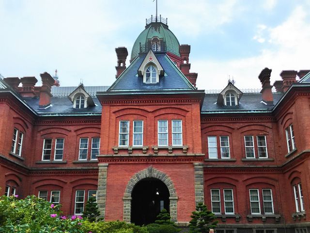 ���{���ɂ̐ԃ����K�̌����ł��B_�k�C�������{����(�Ԃ�񂪒���)