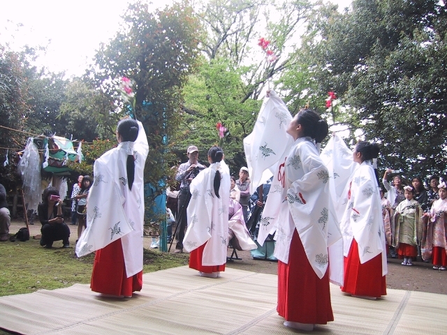 �u�_���֑D���_�Ձv�ޏ���_�X�쏗�̐_��