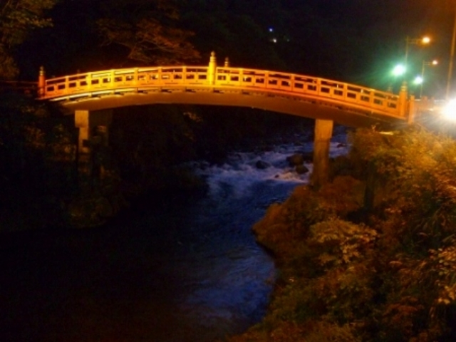 紅葉の夜景。_神橋