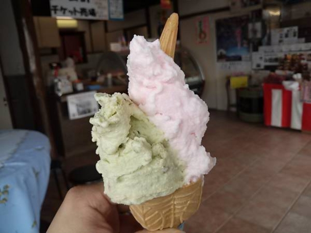 ���߁������灙_���c���q��A�C�X�H�[