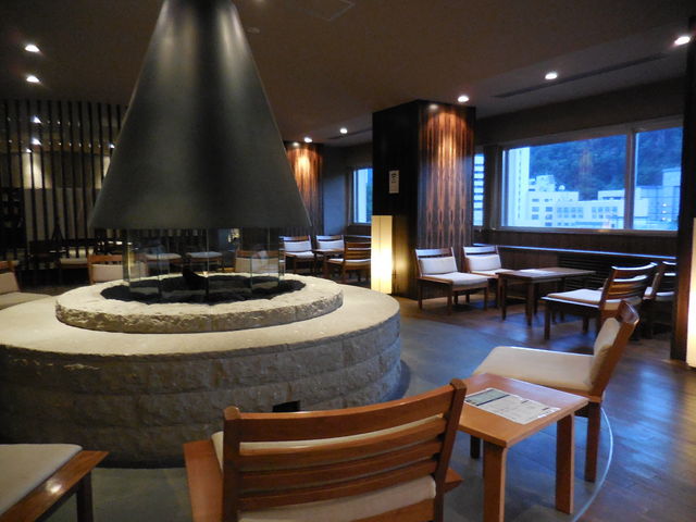 ���E���W�B_�͌��O�����h�z�e��