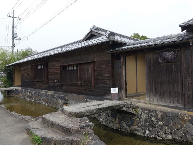 �����A�ŏ㗬�Ɉʒu���鋌����Ɖ��~�O�̕��i_�����