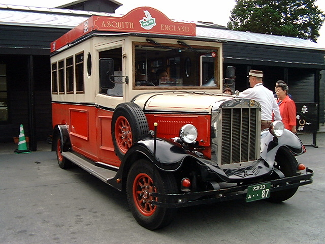 RRłL(ÉE)̃XJ[{̓eʐ^1