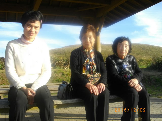 �u���̃x���`_�H�g��